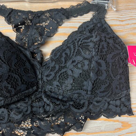 Xhilaration Black Push-Up Racerback Lace Bralette - Size Small - NWT - Picture 2 of 7